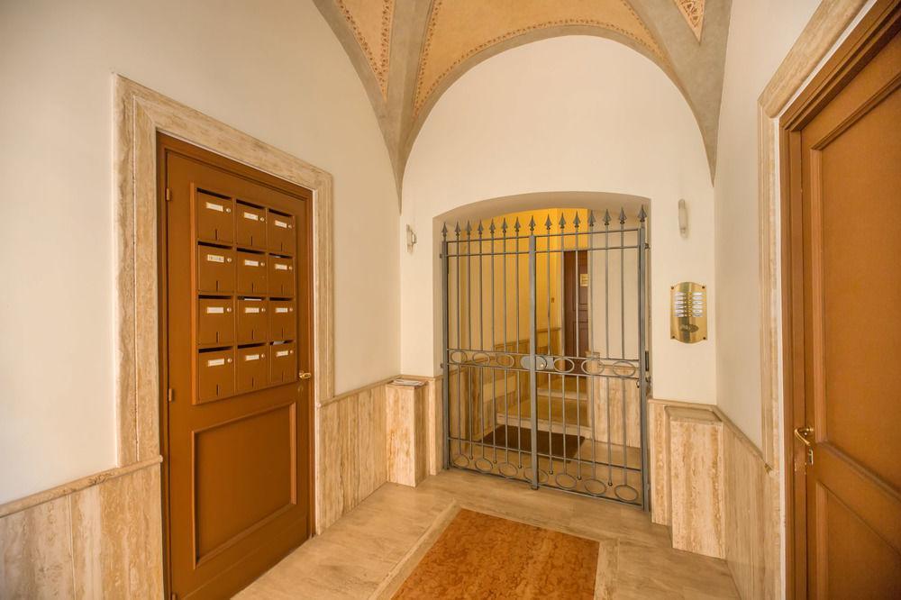 Apartamento Elegant Behind The Colosseum *