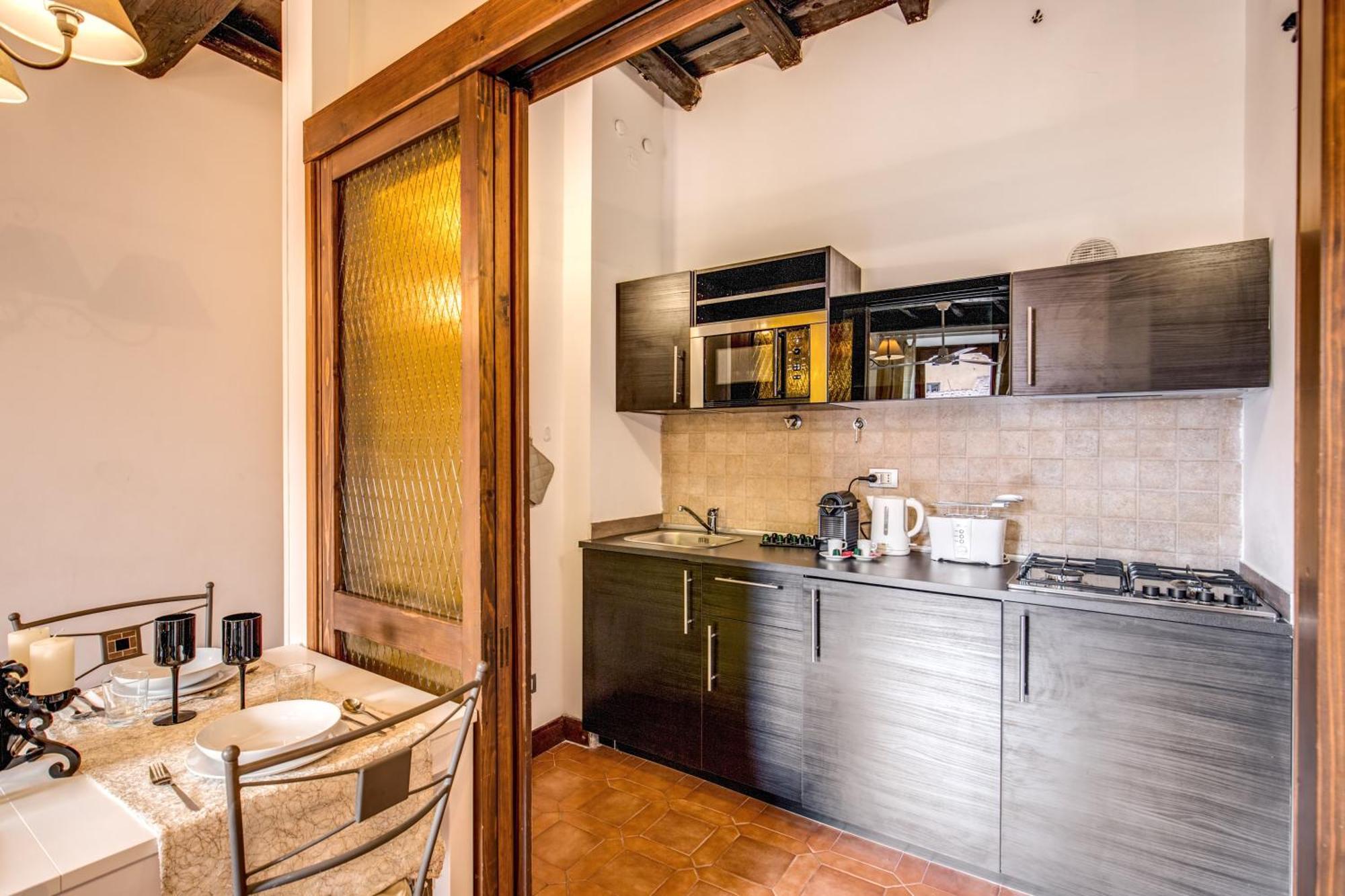 Elegant Behind The Colosseum Apartamento