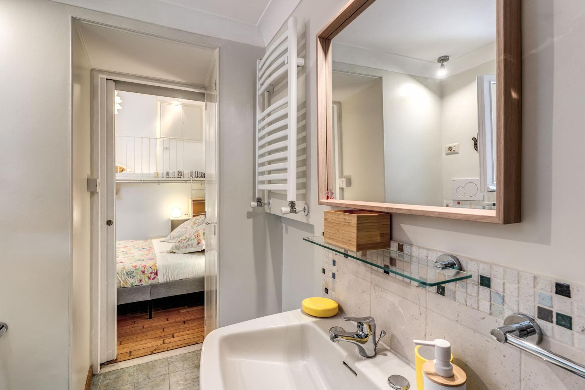Apartamento Elegant Behind The Colosseum Roma