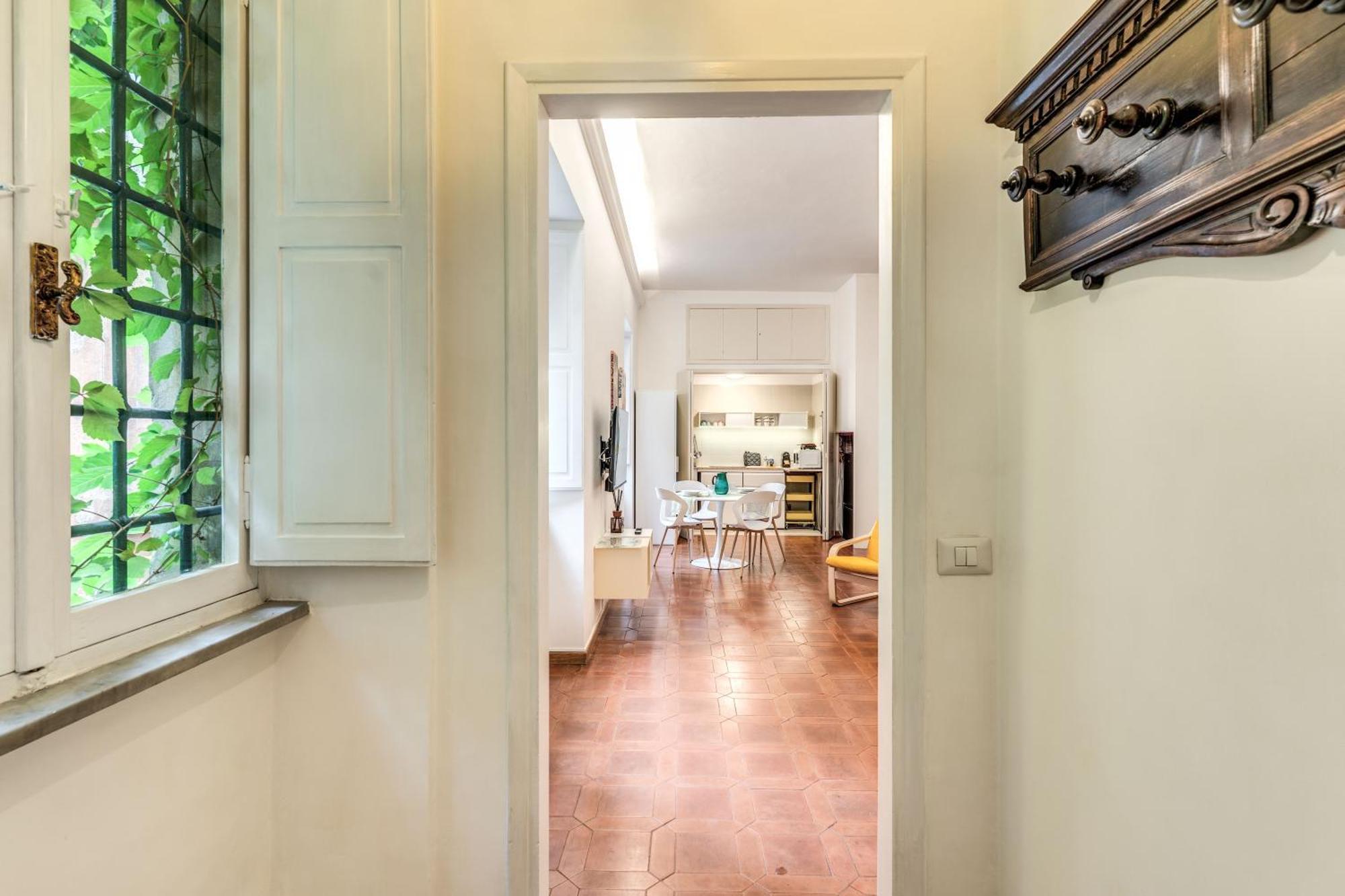 Elegant Behind The Colosseum Apartamento *
