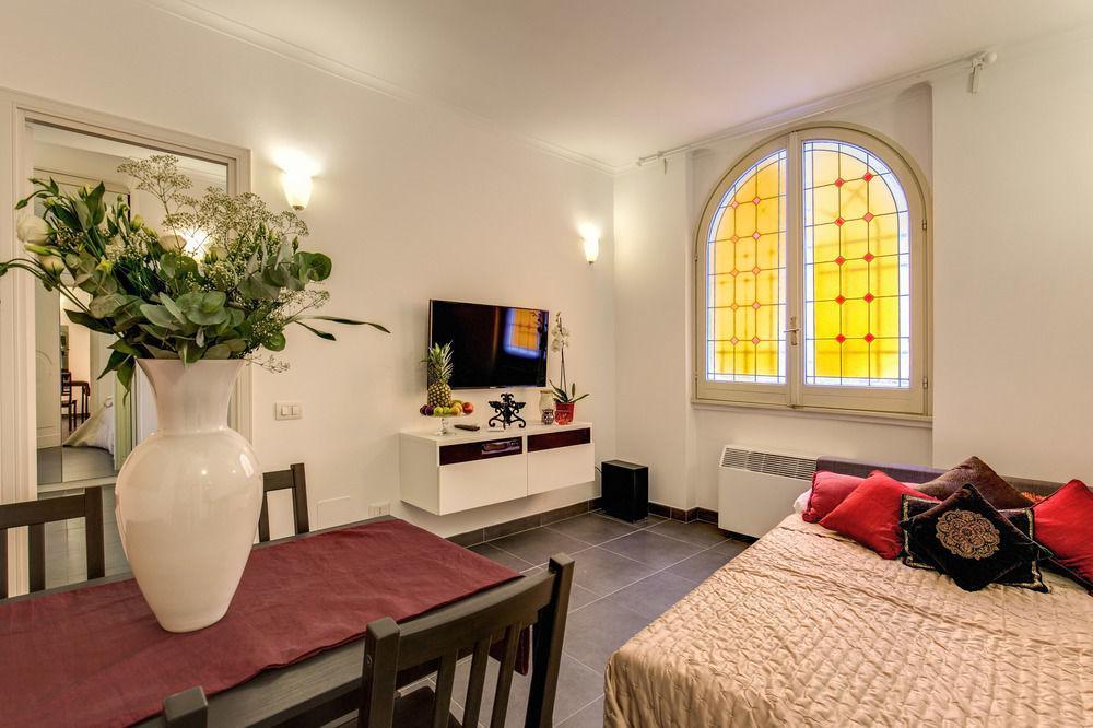 Apartamento Elegant Behind The Colosseum