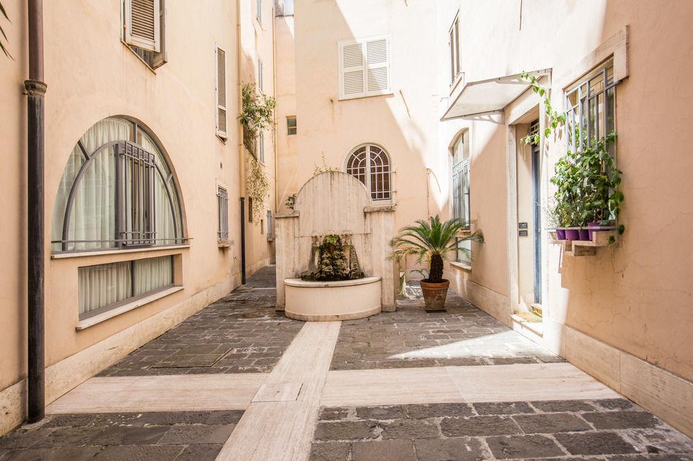 Elegant Behind The Colosseum Apartamento