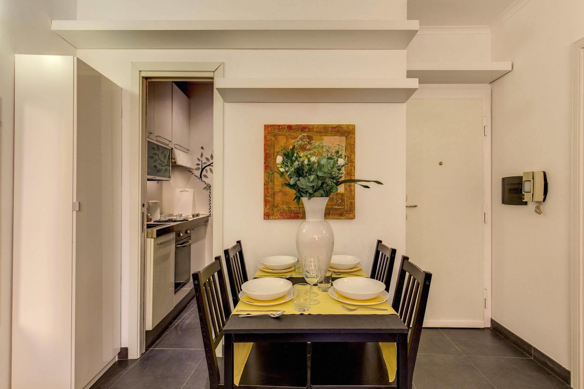Apartamento Elegant Behind The Colosseum *
